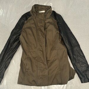 H&M woman’s olive Jacket